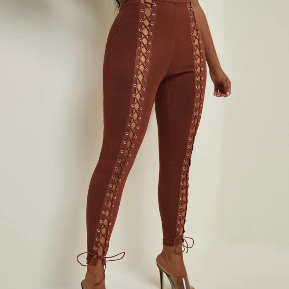 SHEIN SXY High Waist Grommet Lace Up Pants; rust brown L(8-10) NWT